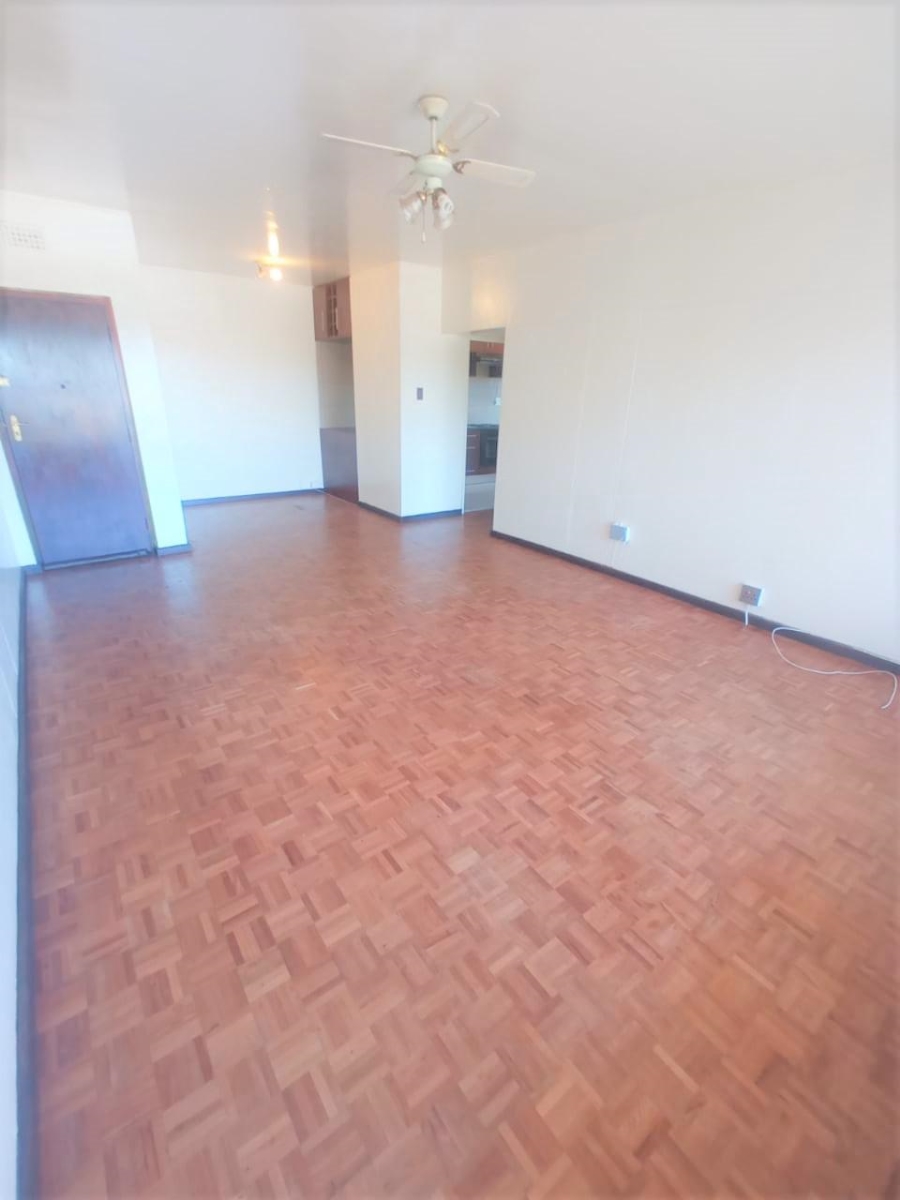 1 Bedroom Property for Sale in Loumar Western Cape